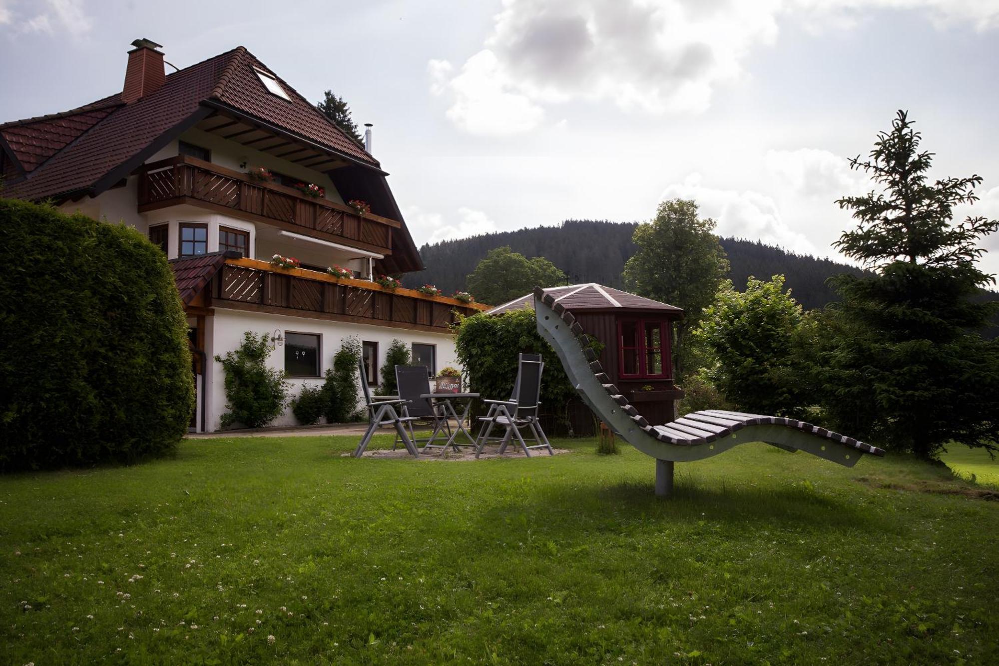 Ferienhaus Kaltenbach Титизее-Нойщат Екстериор снимка